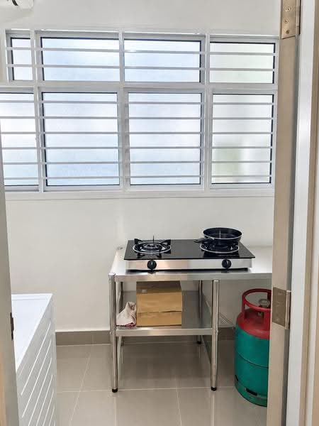 Kediaman Servis untuk Disewa di Kiara Kasih - Jane Lai - Kitchen - PropertyGuru.com.my