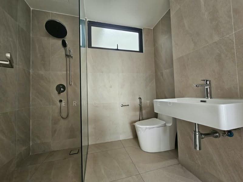 Townhouse for Sale in Kota Damansara (Selangor) - ERIC CH TEO - Bathroom - PropertyGuru.com.my