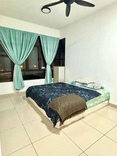 Kediaman Servis untuk Dijual di D'Secret Garden (Pangsapuri Kempas Indah) - Melinda Ee - Bedroom - PropertyGuru.com.my