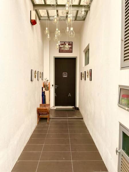 Rumah Teres 3-Tingkat untuk Dijual di Cyberjaya (Selangor) - BILYA ARIFF - Entrance - PropertyGuru.com.my