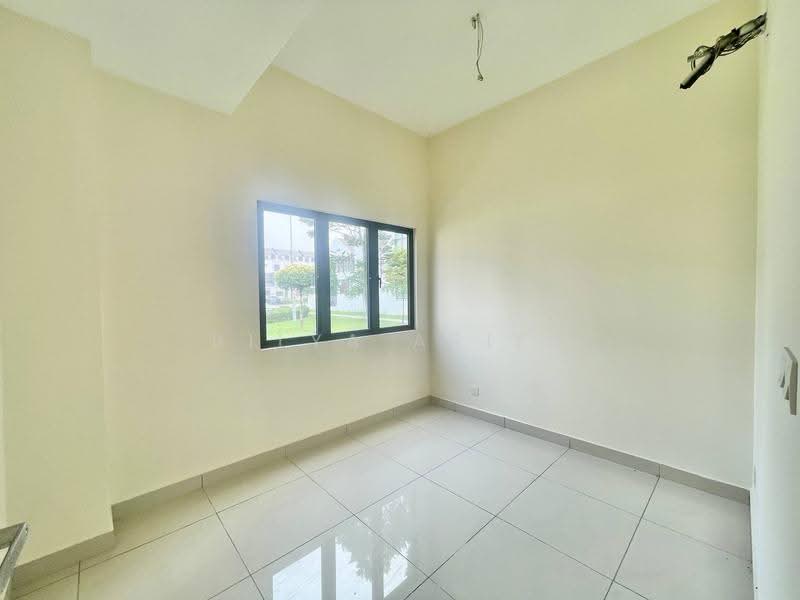 Rumah Teres 3-Tingkat untuk Dijual di Sepang (Selangor) - BILYA ARIFF - PropertyGuru.com.my