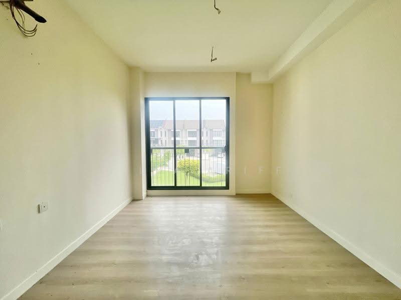 Rumah Teres 3-Tingkat untuk Dijual di Sepang (Selangor) - BILYA ARIFF - PropertyGuru.com.my
