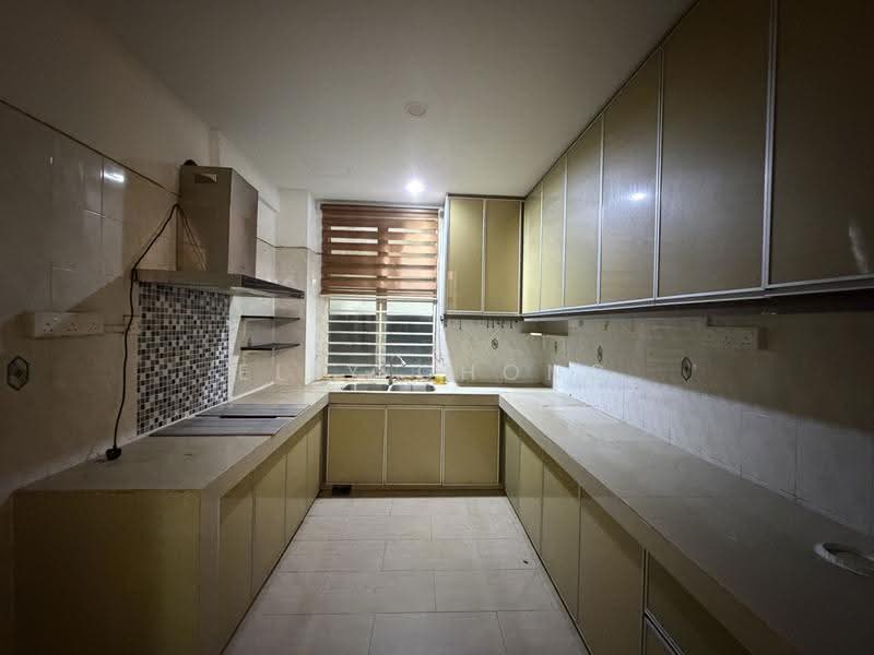 Townhouse for Sale in Taman Lagenda Mas (Cheras) - Elly Chong - Kitchen - PropertyGuru.com.my