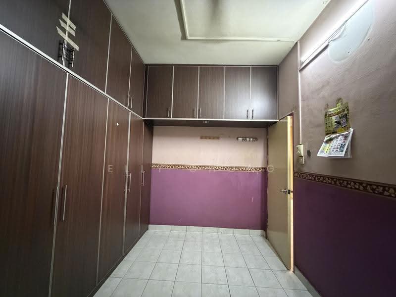 Townhouse for Sale in Taman Lagenda Mas (Cheras) - Elly Chong - Interior - PropertyGuru.com.my