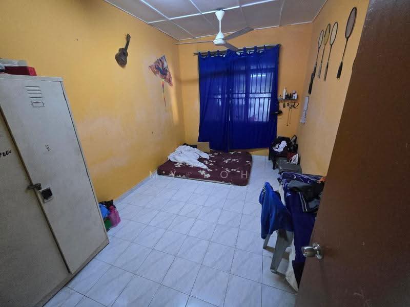 Rumah Teres 1-Tingkat untuk Dijual di Bandar Baru Selayang Fasa 2b (Selayang) - MY Loh - Bedroom - PropertyGuru.com.my