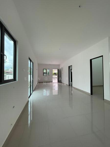 Semi-Detached House for Sale in Junjong (Kedah) - Sanggaran Muniandy - Living Room - PropertyGuru.com.my