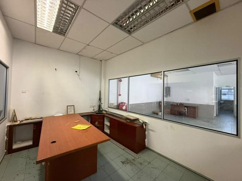 Warehouse for Rent in Bukit Minyak (Penang) - Bernard Chew - Interior - PropertyGuru.com.my