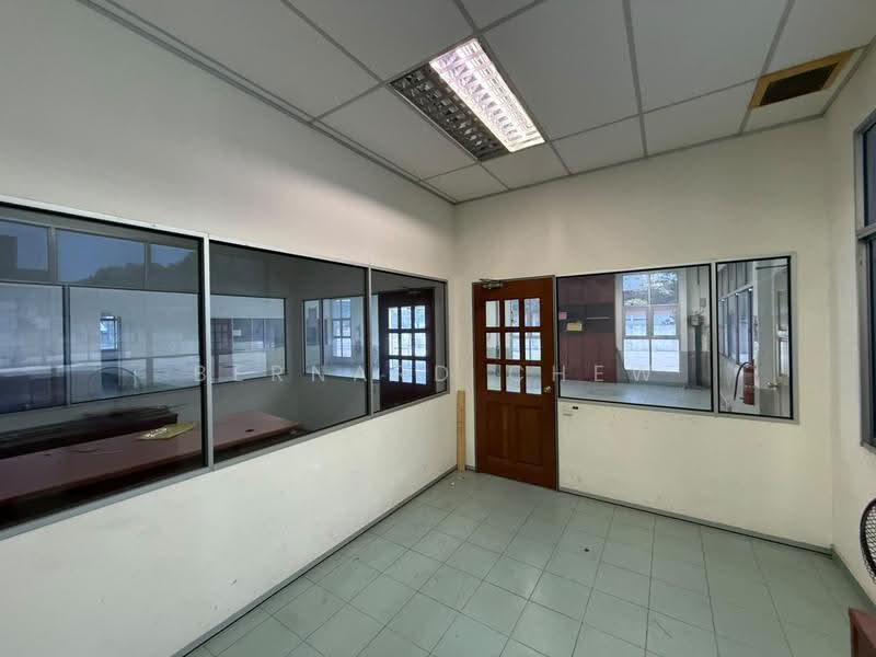 Warehouse for Rent in Bukit Minyak (Penang) - Bernard Chew - Interior - PropertyGuru.com.my