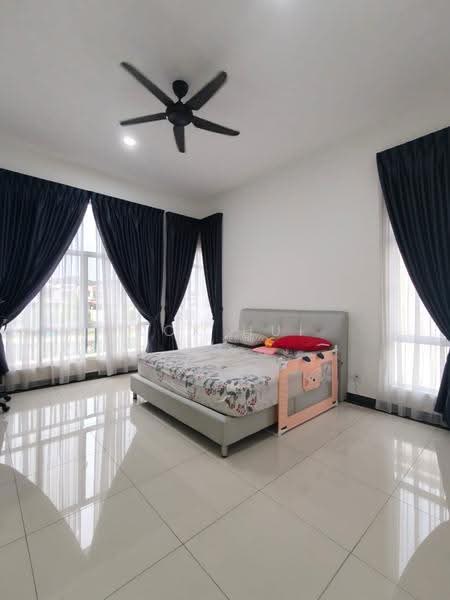 Rumah Kluster untuk Dijual di Setia Tropika (Johor Bahru) - Kok Hui - Bedroom - PropertyGuru.com.my