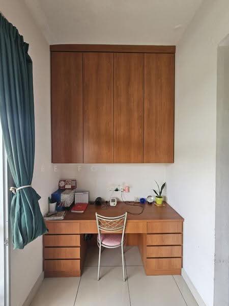 Cluster House for Sale in Taman Gaya (Ulu Tiram) - Ee Fong Toh - Study - PropertyGuru.com.my