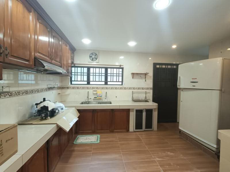 2-storey Terraced House for Sale in Taman Bayu Perdana (Klang) - TY Chew - Kitchen - PropertyGuru.com.my
