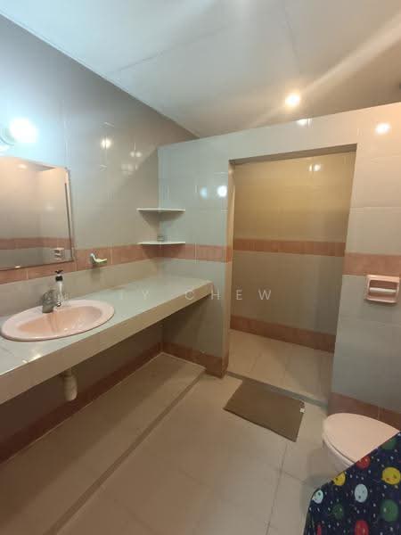 2-storey Terraced House for Sale in Taman Bayu Perdana (Klang) - TY Chew - Bathroom - PropertyGuru.com.my