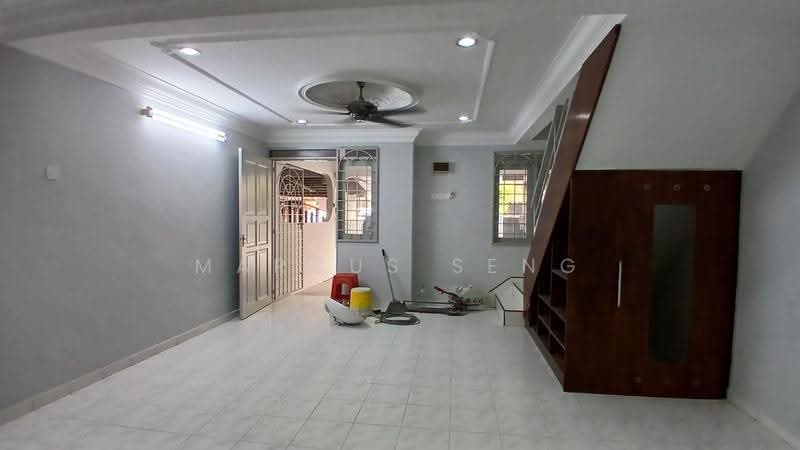 2-storey Terraced House for Sale in Taman Arkid (Menglembu) - Marcus Seng - Living Room - PropertyGuru.com.my