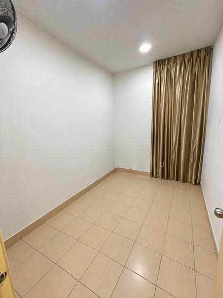 Pangsapuri untuk Disewa di Pangsapuri Kasuarina - Loga Raju - Interior - PropertyGuru.com.my