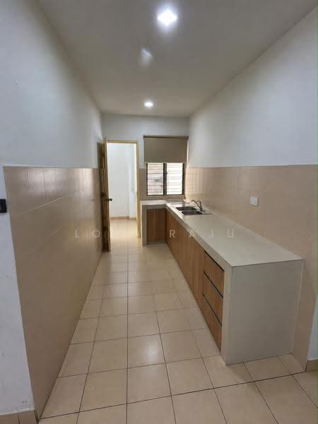 Pangsapuri untuk Disewa di Pangsapuri Kasuarina - Loga Raju - Kitchen - PropertyGuru.com.my