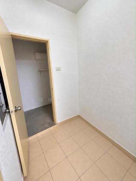 Pangsapuri untuk Disewa di Pangsapuri Kasuarina - Loga Raju - Interior - PropertyGuru.com.my