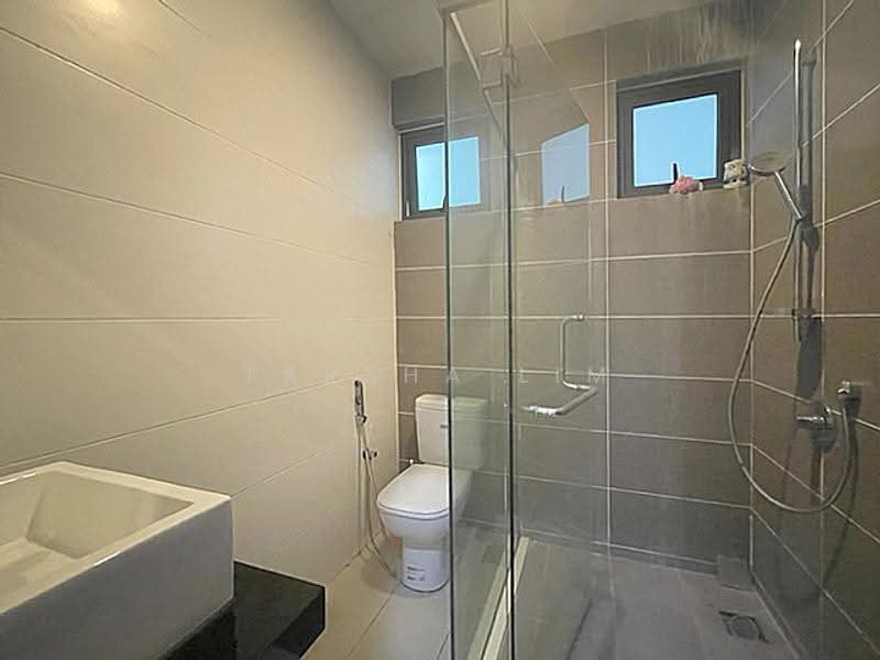 Rumah Banglo untuk Disewa di Damansara Heights (Kuala Lumpur) - Tarsha Lim - Bathroom - PropertyGuru.com.my