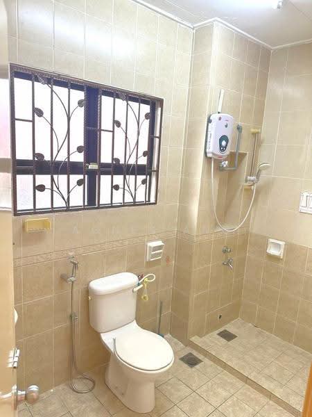 Rumah Teres 2-Tingkat untuk Disewa di Bandar Kinrara (Selangor) - Agnes Ang - Bathroom - PropertyGuru.com.my