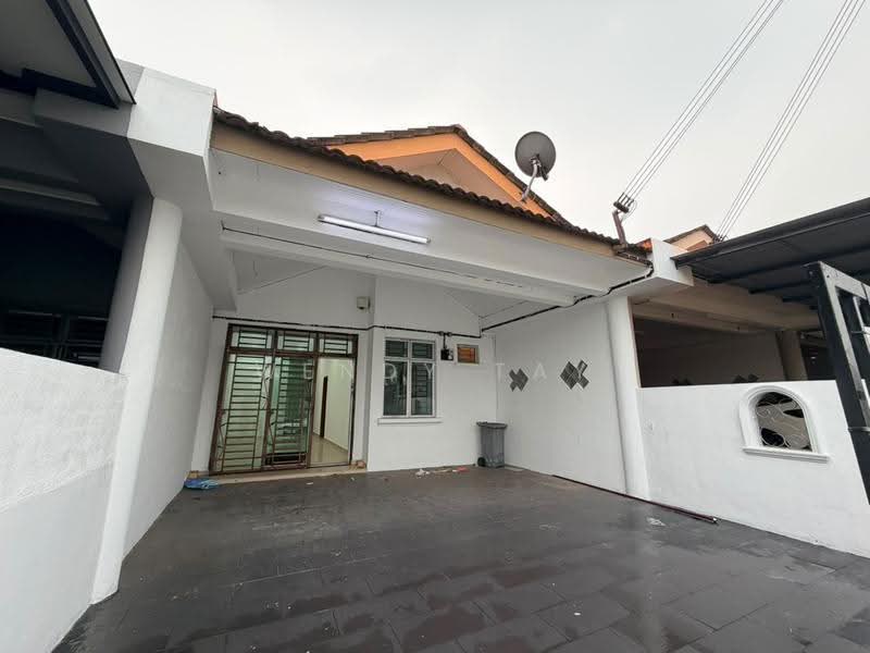1-storey Terraced House for Sale in Taman Nusa Bestari (Iskandar Puteri (Nusajaya)) - Wendy Tay - Exterior - PropertyGuru.com.my