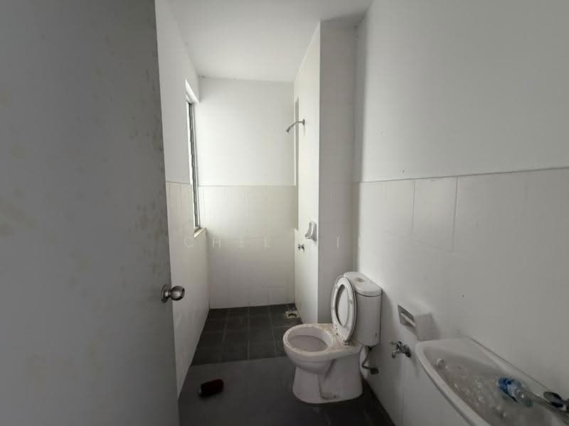 Rumah Teres 2-Tingkat untuk Dijual di Bandar Puncak Alam (Puncak Alam) - Chee Hin - Bathroom - PropertyGuru.com.my
