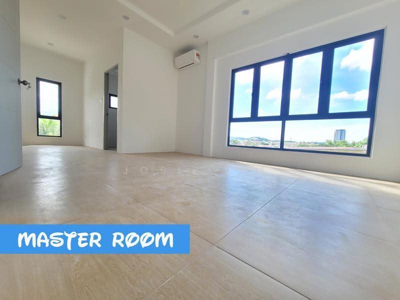 Semi-Detached House for Sale in Kota Kinabalu (Sabah) - Josie Lim - Master Bedroom - PropertyGuru.com.my