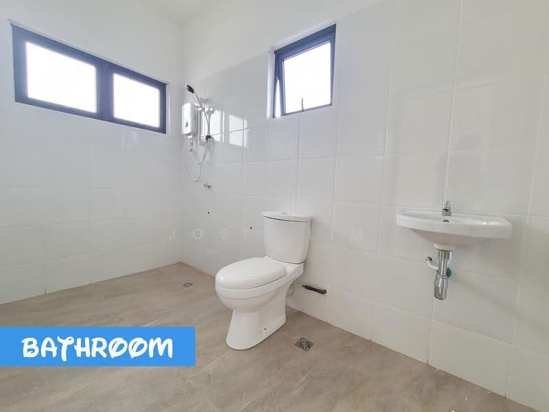 Semi-Detached House for Sale in Kota Kinabalu (Sabah) - Josie Lim - Bathroom - PropertyGuru.com.my