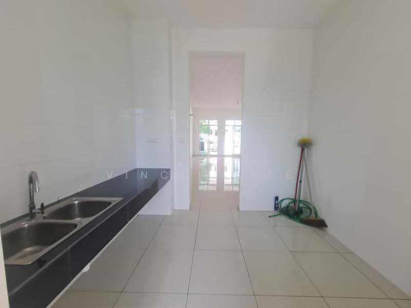 Rumah Teres 2-Tingkat untuk Dijual di Eco Majestic (Semenyih) - Vincent Lee - Kitchen - PropertyGuru.com.my