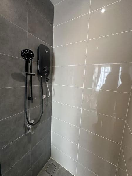 Kondominium untuk Disewa di Residensi Mapel Oug - JB Chong - Bathroom - PropertyGuru.com.my