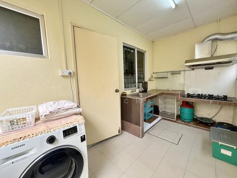 2-storey Terraced House for Sale in Taman Suria (Bandar Sungai Long) - Billy Chan - Kitchen - PropertyGuru.com.my