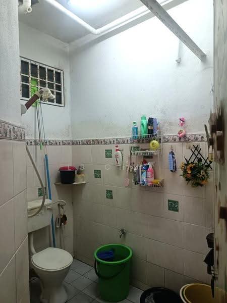 Pangsapuri untuk Dijual di Bagan Sena - LS Chua - Bathroom - PropertyGuru.com.my