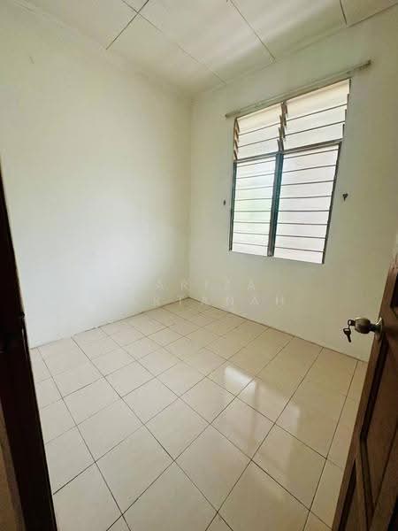 Rumah Teres 1-Tingkat untuk Dijual di Jenjarom (Selangor) - Sariza Hartanah - Interior - PropertyGuru.com.my
