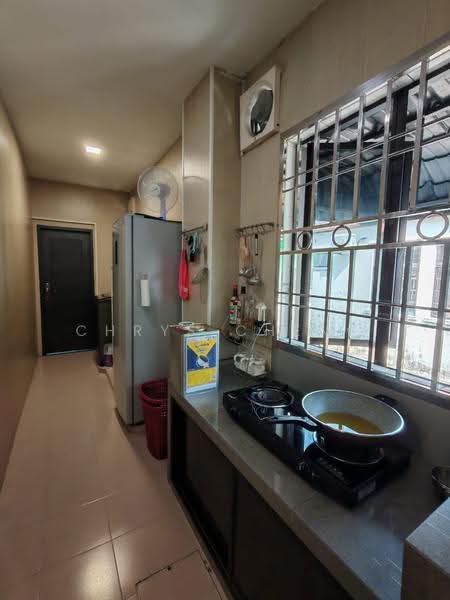 Rumah Teres 1-Tingkat untuk Dijual di Taman Molek (Johor Bahru) - Chrys Cheng - Kitchen - PropertyGuru.com.my