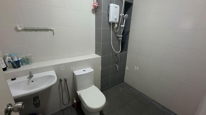 Rumah Teres 2-Tingkat untuk Dijual di Bandar Bukit Raja (Klang) - Chloe Tan - Bathroom - PropertyGuru.com.my