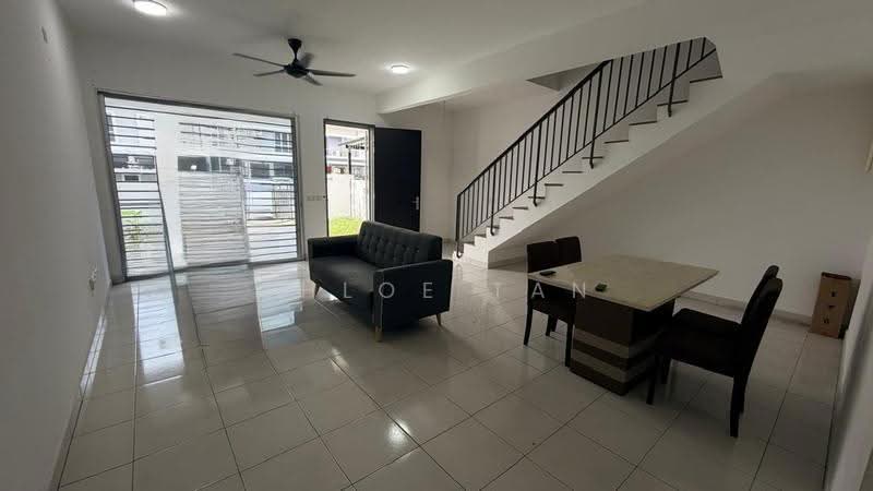 Rumah Teres 2-Tingkat untuk Dijual di Bandar Bukit Raja (Klang) - Chloe Tan - Living Room - PropertyGuru.com.my