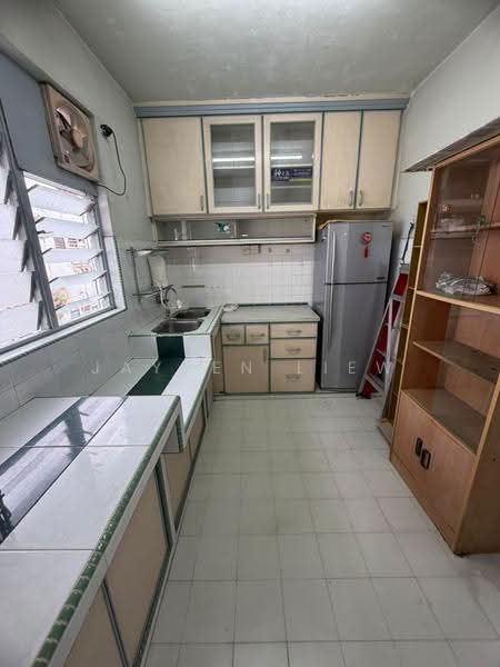 Flat for Sale at Taman Daya - Jalan Bertam 1, 10 and 16 - Jayden Liew - Kitchen - PropertyGuru.com.my