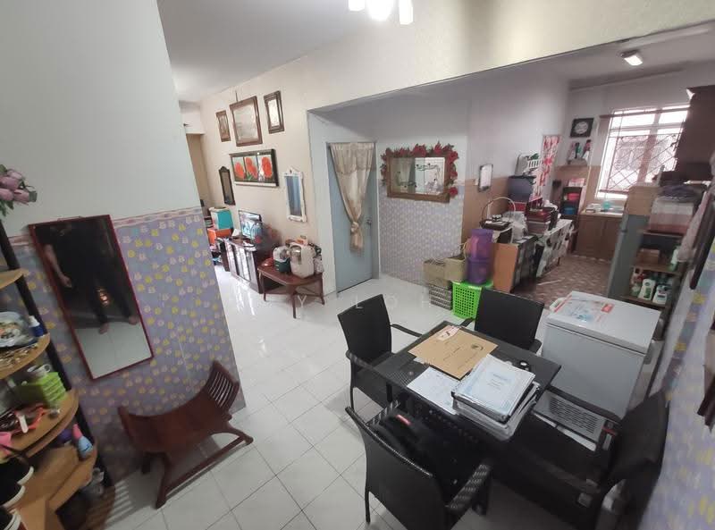 Apartment for Sale at Sri Selayang - MY Loh - Living Room - PropertyGuru.com.my