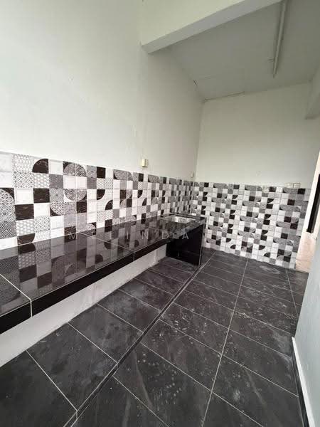 Pangsapuri untuk Dijual di Taman Desa Skudai - Melinda Ee - Kitchen - PropertyGuru.com.my