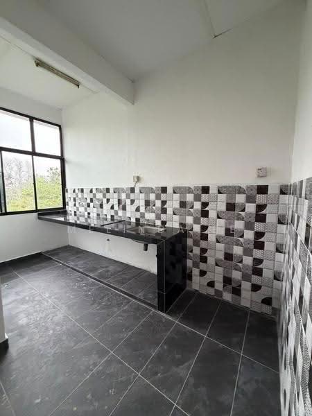Pangsapuri untuk Dijual di Taman Desa Skudai - Melinda Ee - Kitchen - PropertyGuru.com.my