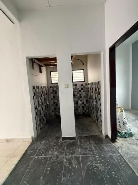 Pangsapuri untuk Dijual di Taman Desa Skudai - Melinda Ee - Bathroom - PropertyGuru.com.my