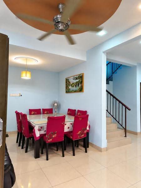 Rumah Berkembar untuk Dijual di Shah Alam (Selangor) - Sariza Hartanah - Dining Room - PropertyGuru.com.my