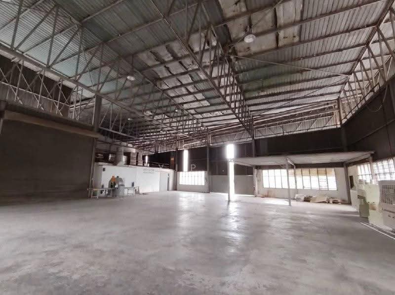 Semi-D Factory for Rent in Taman Desa Cemerlang (Ulu Tiram) - Yip . - Interior - PropertyGuru.com.my