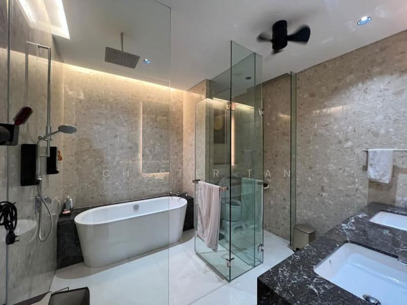 Service Residence for Sale at Pavilion Damansara Heights - Chester Tan - Bathroom - PropertyGuru.com.my