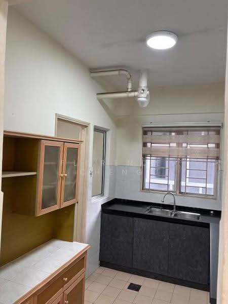 Kondominium untuk Disewa di Casa Damansara - FLORENCE CHENG - Kitchen - PropertyGuru.com.my
