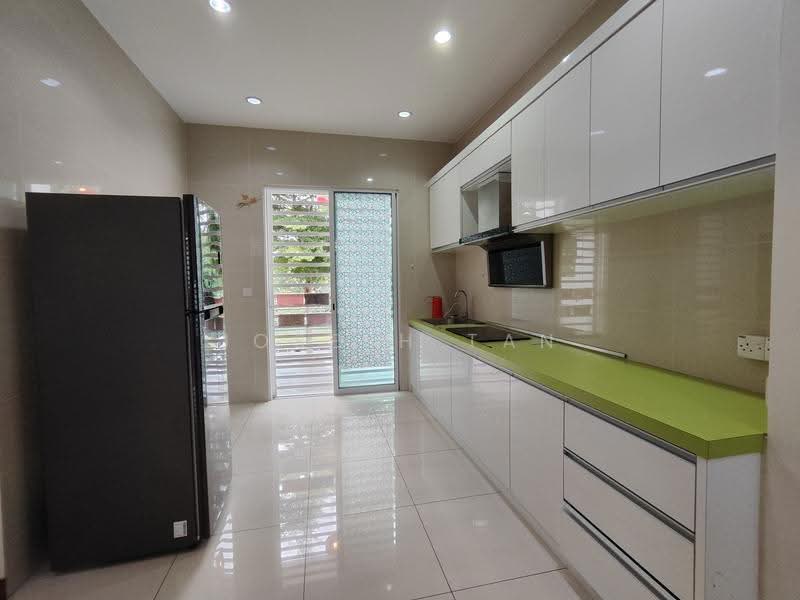 3-storey Terraced House for Rent in Gelugor (Penang) - Joseph Tan - Kitchen - PropertyGuru.com.my