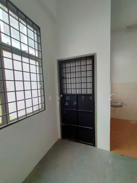 Kedai untuk Disewa di Putra Heights (Subang Jaya) - Chorng Tyng Yap - Interior - PropertyGuru.com.my