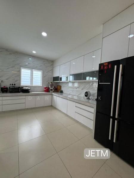Rumah Berkembar untuk Dijual di Bandar Parklands (Klang) - Daniel Kok - Kitchen - PropertyGuru.com.my