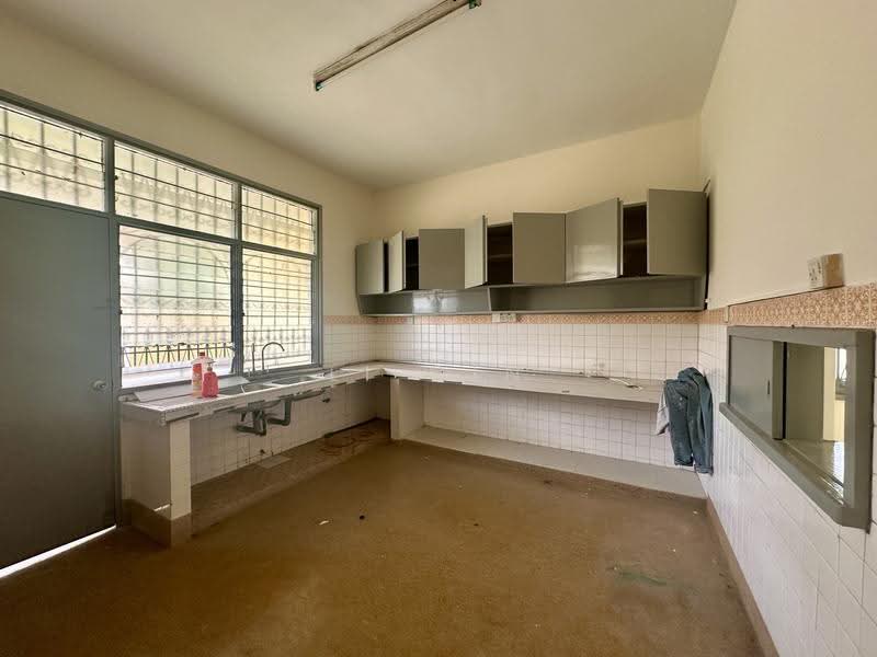 Rumah Banglo untuk Disewa di Bukit Damansara (Damansara Heights) - Li Gin - Kitchen - PropertyGuru.com.my