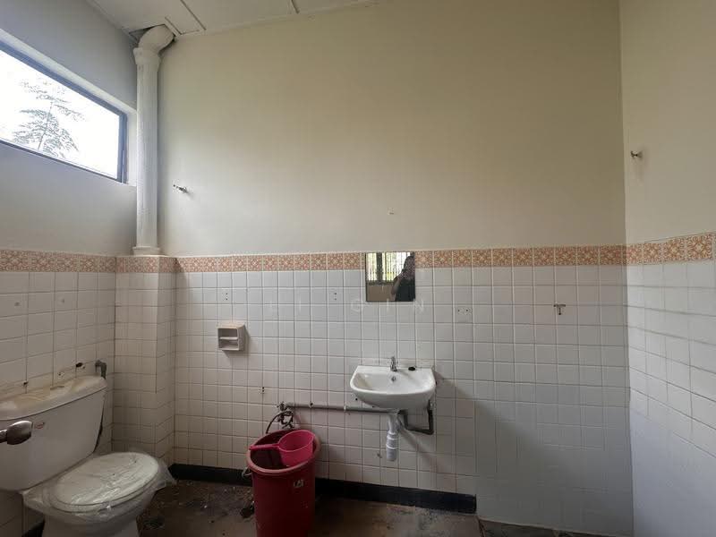 Rumah Banglo untuk Disewa di Bukit Damansara (Damansara Heights) - Li Gin - Bathroom - PropertyGuru.com.my
