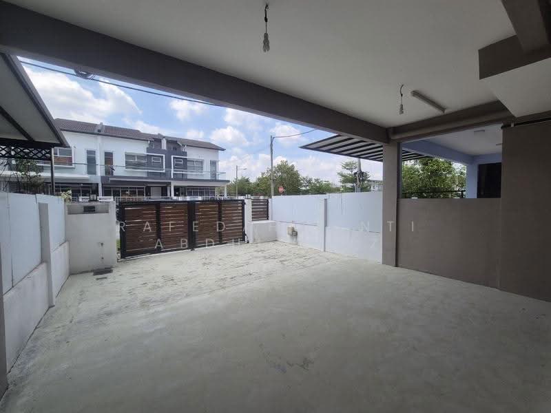 Rumah Teres untuk Dijual di Semenyih (Selangor) - Rafedah Binti Abdul Aziz - Exterior - PropertyGuru.com.my