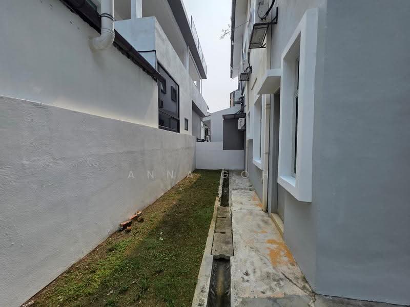 Semi-Detached House for Sale in Laman Rimbunan (Kepong) - Anna Goh - Exterior - PropertyGuru.com.my